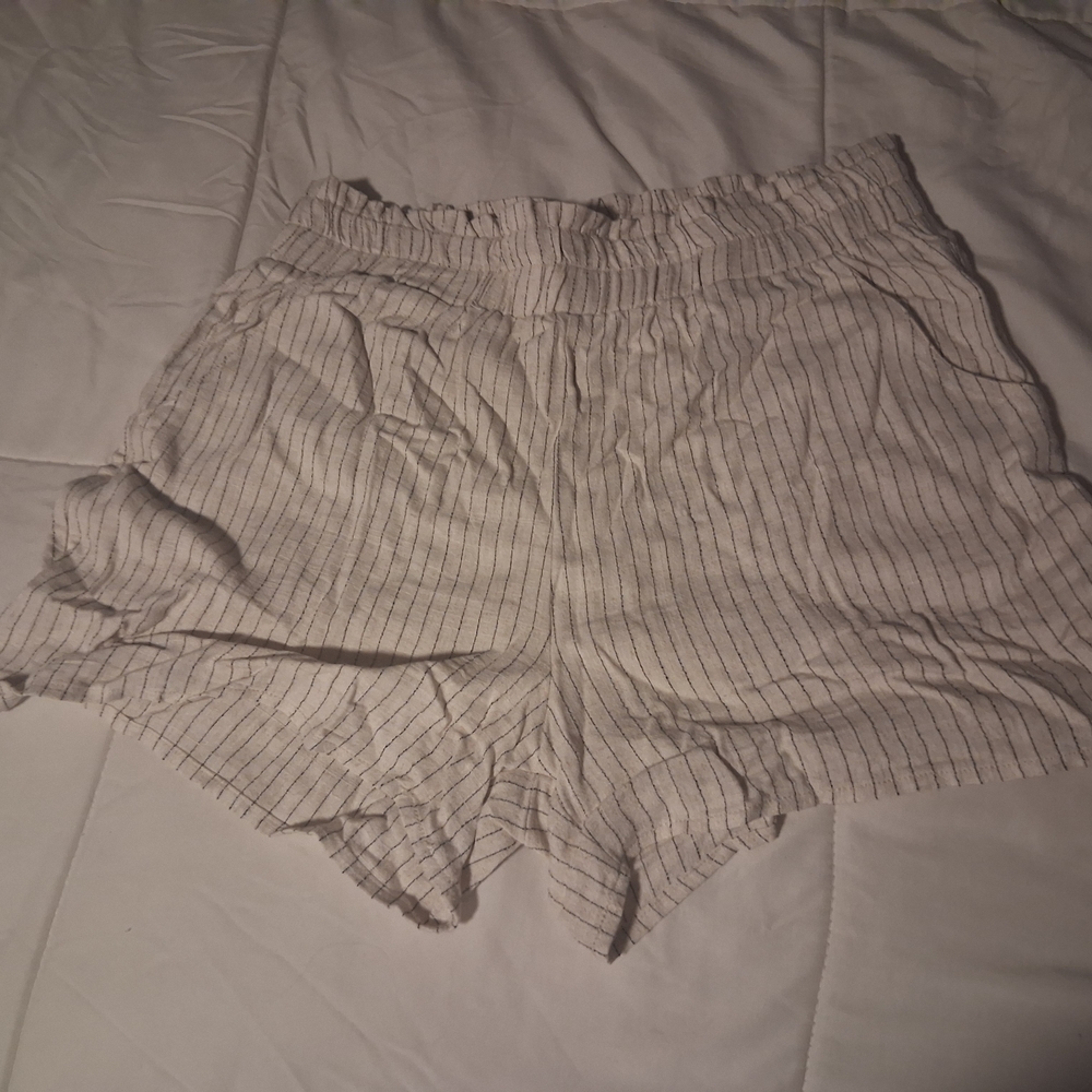 Elegant Cream Striped High Waist Women's Shorts